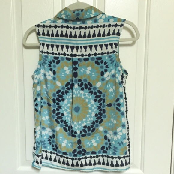 Angie Mosaic Button Down Tank - Picture 4 of 4